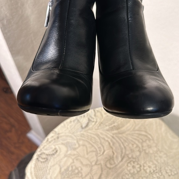 Coach Leather Boots - Picture 4 of 6